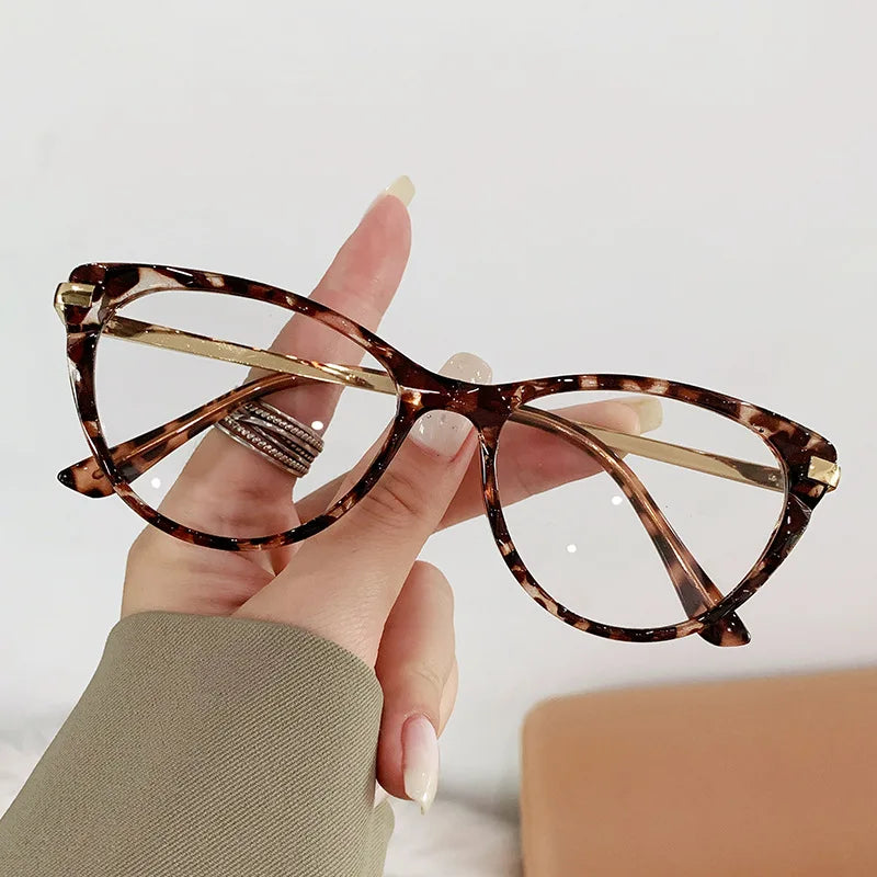 New Sexy Cat Eye Glasses Women Anti Blue Light Transparent Eyewear Brand Designer Vintage Clear Eyeglasses Optical Frame Oculos